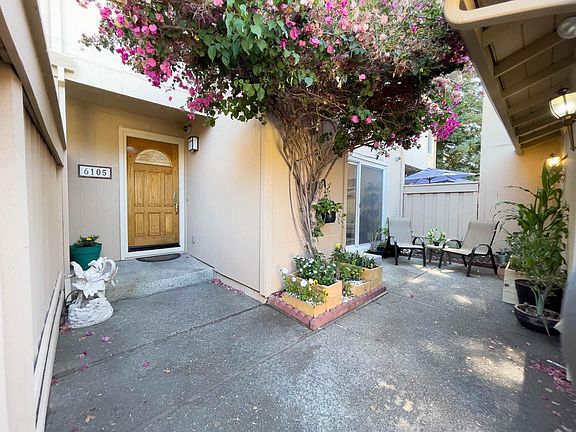 5th image of 6105 Castleknoll Dr