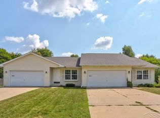 2816 Churchhill Ln, Saginaw, MI