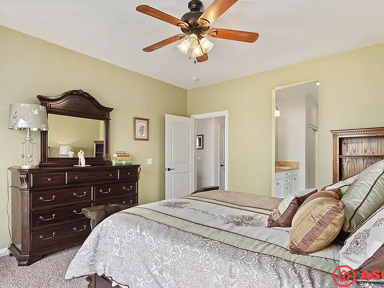 8209 Coral Point Ct — Photo 9