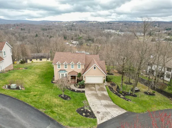 4001 Shadybrook Cir, Morgantown, WV 26508