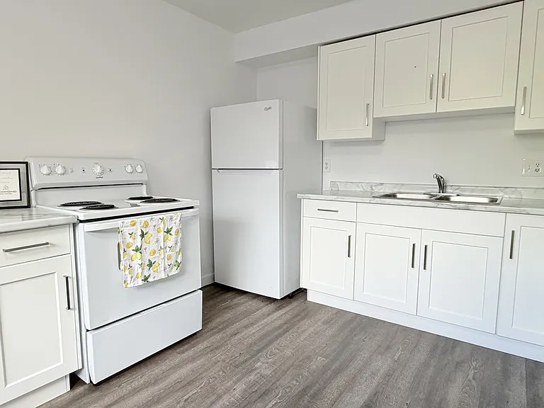 766 Indian Rd N #1 — Photo 7
