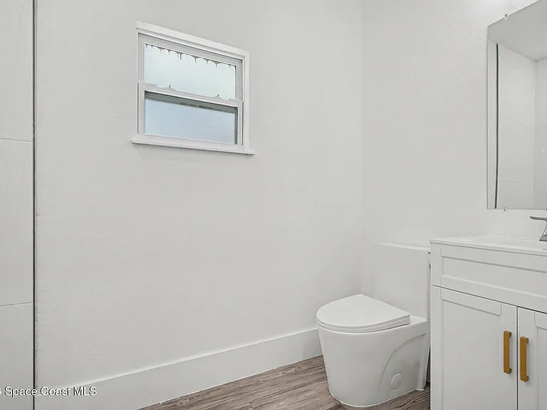 19 Travis St #102 — Photo 9