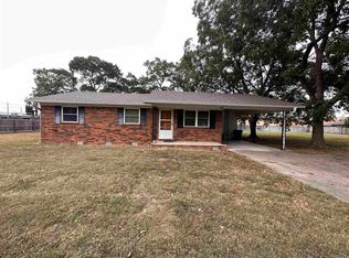 1606 W Lendell St, Beebe, AR 72012