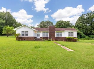12 Tumlin Dr, Anniston, AL 36201