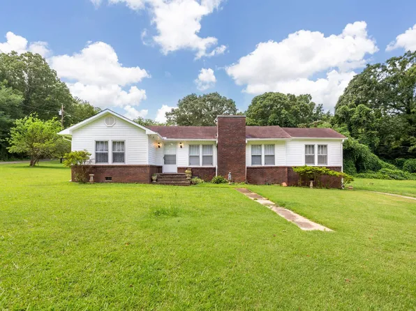 12 Tumlin Dr, Anniston, AL 36201