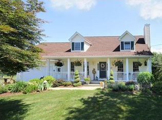 130 Vining Hill Rd, Southwick, MA 01077