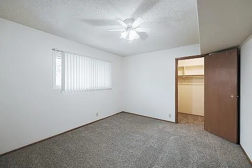 906 S 27th St #5 — Photo 10