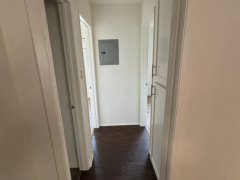 30 W 49th St #3 — Photo 7