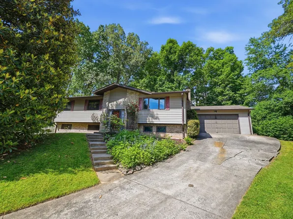 10027 W Constable Ct, Fairfax, VA 22032