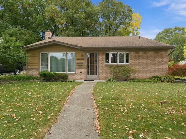 36208 Weideman St, Clinton Township, MI 48035