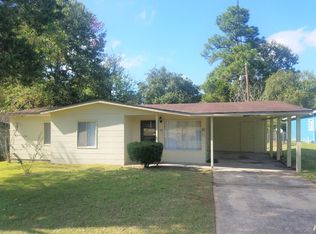 38 Francis Ave, Leesville, LA 71446