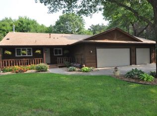 1605 215th Ln NW, Oak Grove, MN 55011