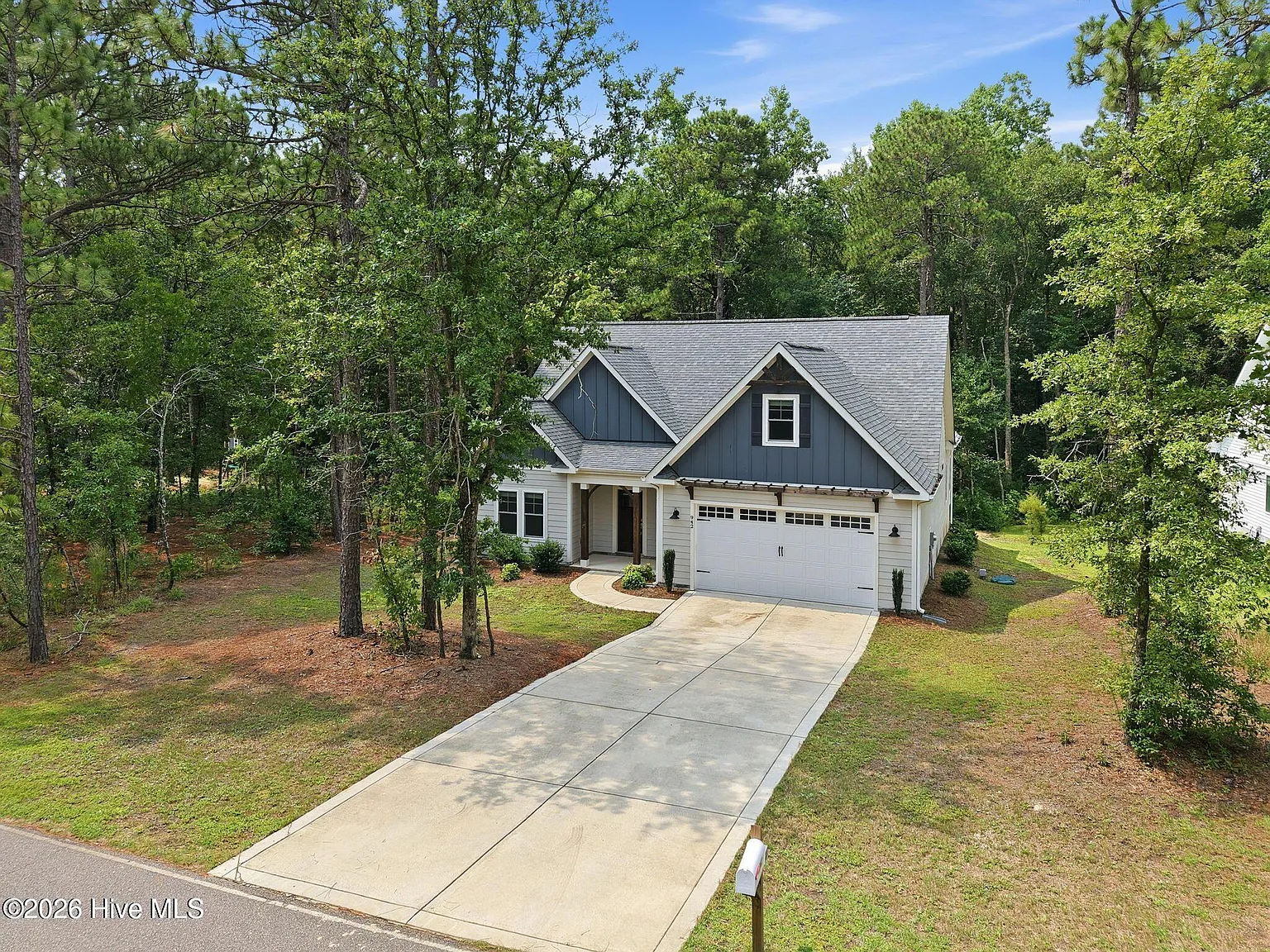 4 bed, 3.0 bath, 2644 sqft, $3,100 — Photo 3