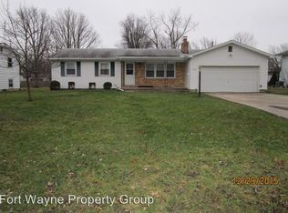 6632 Clovercrest Dr, Fort Wayne, IN 46815