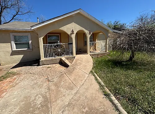 1481 Burger St Photo 1