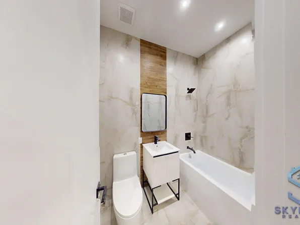 897 New York Avenue image 9 of 28