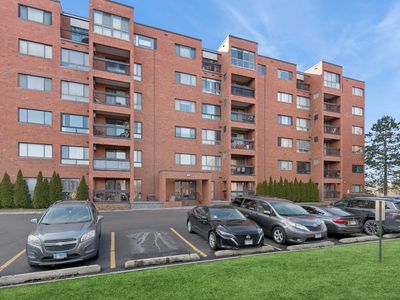 3700 Capri Ct APT 510, Glenview, IL, 60025