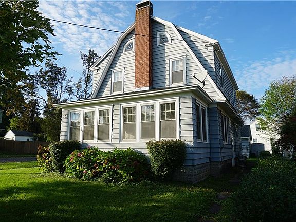 2nd image of 303 Berkshire Ave