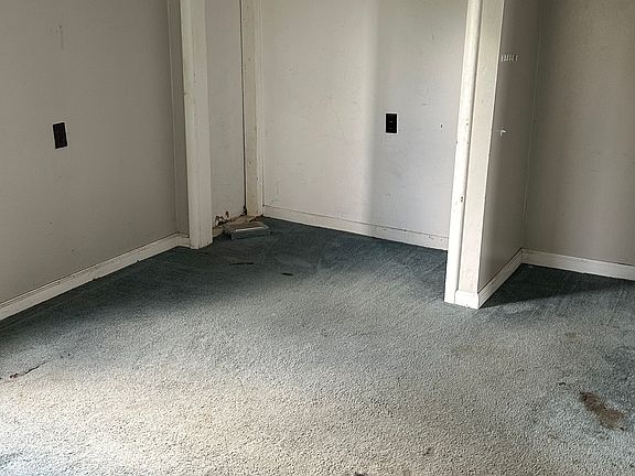 3rd image of 1105 Randolph Ave
