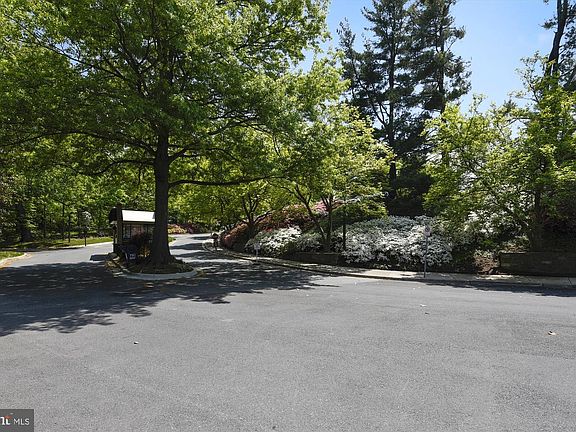 3rd image of 4978 Sentinel Dr #12-406
