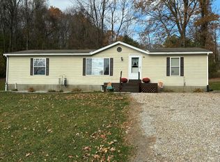 8321 Stickle Rd, Saint Louisville, OH 43071