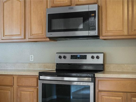 5th image of 1380 Burnley Ct