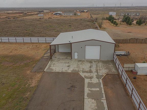 3rd image of 14225 Saddlehorn Ln