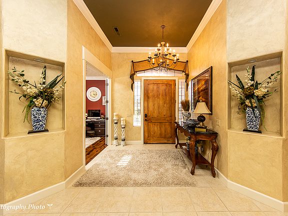 5th image of 98 N Painted Hills Dr