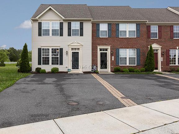 3rd image of 645 Wye Oak Dr