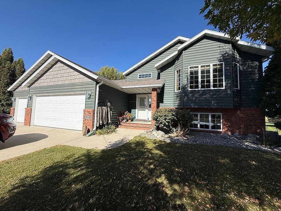 1st image of 521 Kroshus Dr