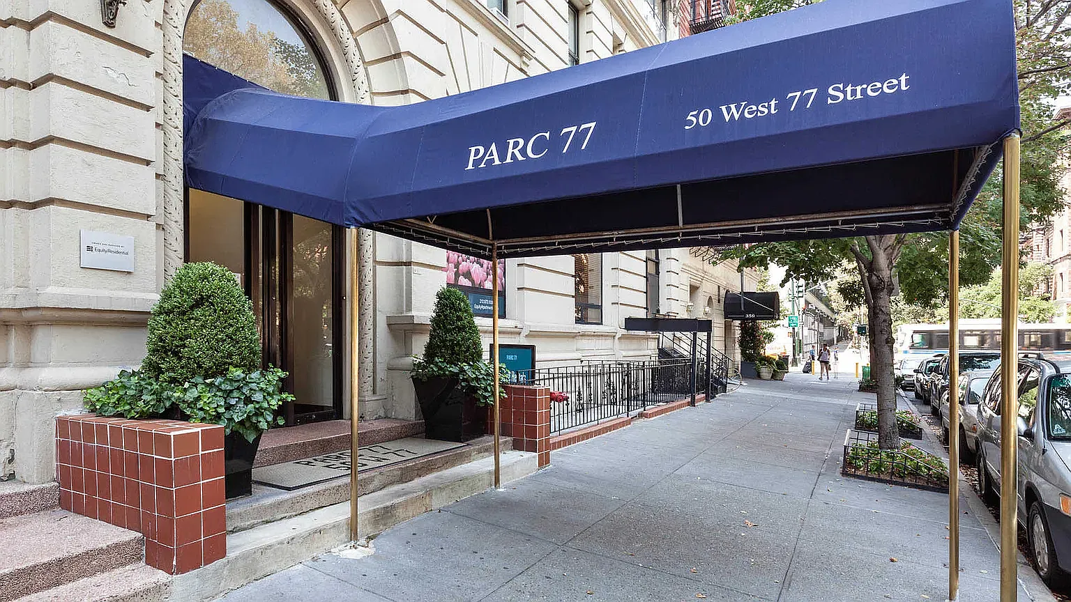 50 West 77th Street — Photo 2