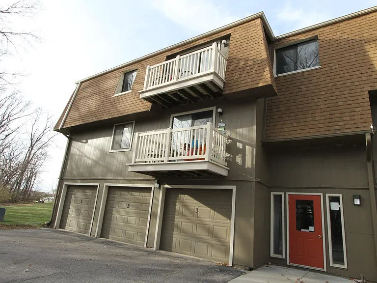 The Cranston — Photo 20