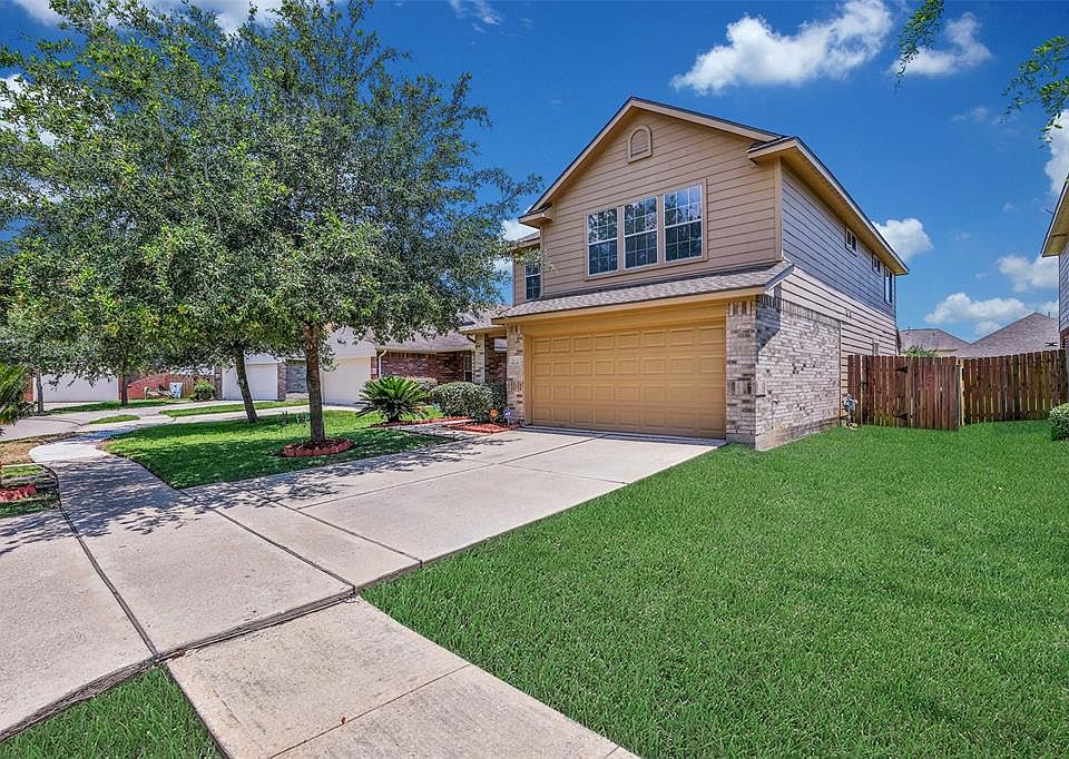 1st image of 10911 Crosby Field Ln