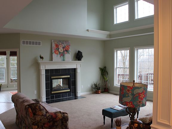 5th image of 120 Whispering Woods Ln