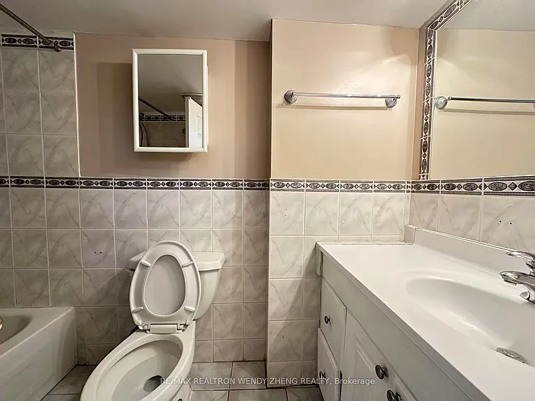 77 Eastvale Dr #BASEMENT — Photo 9