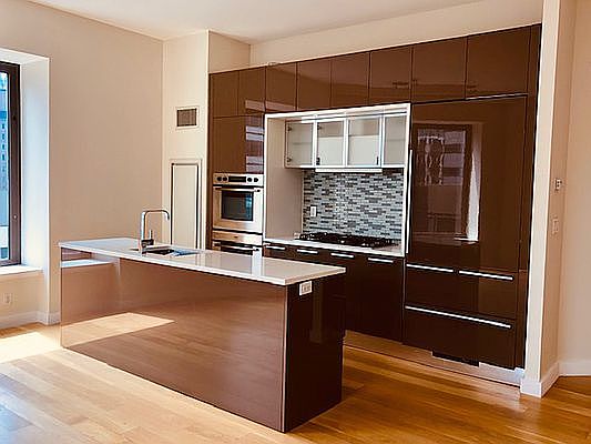4th image of 75 Wall St APT 29C