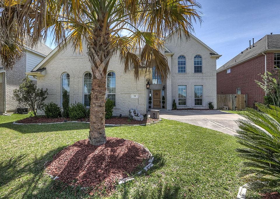1st image of 14 Terra Bella Dr