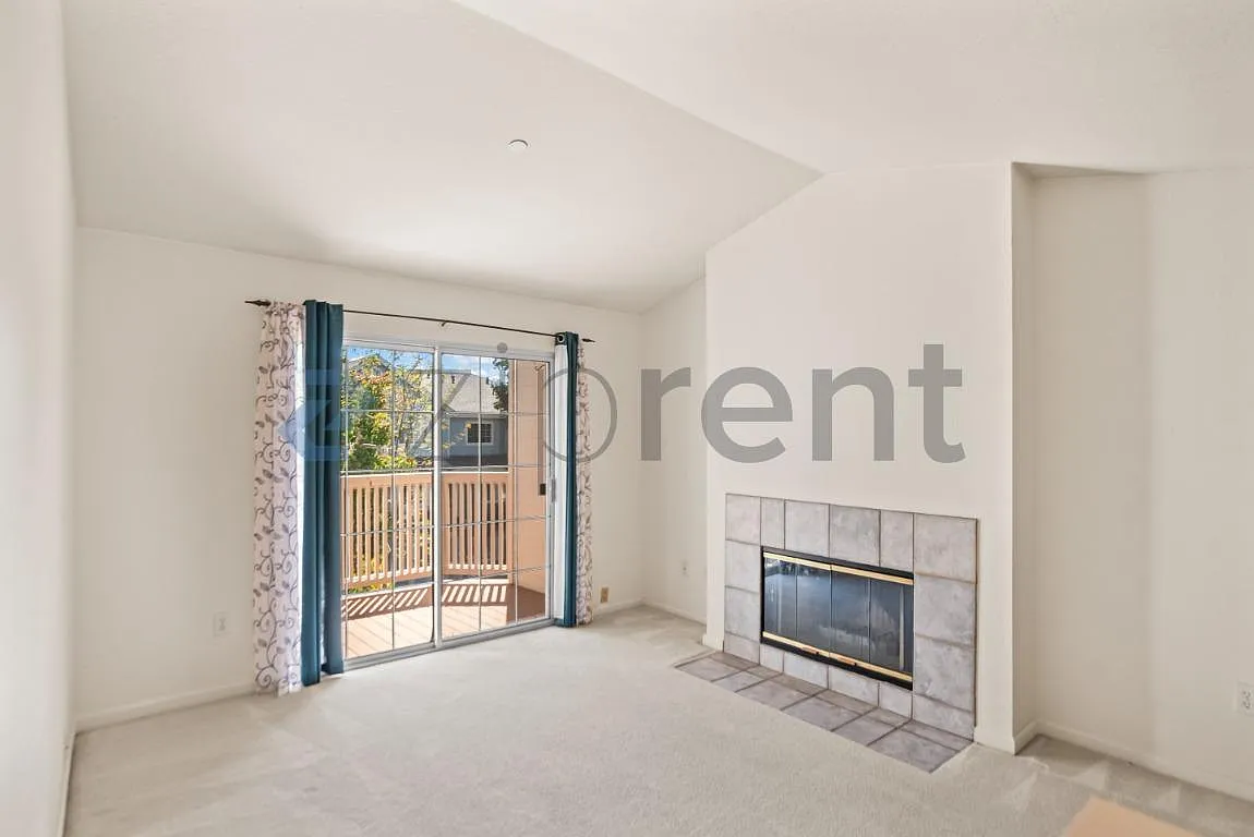 2 bed, 1100 sqft, $4,250 — Photo 4