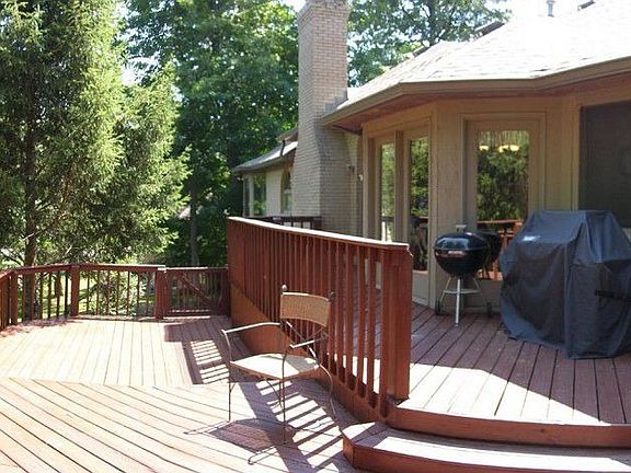 3rd image of 6511 Mossy Rock Ln