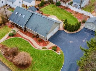 25 Eatontown Rd, Hewitt, NJ 07421