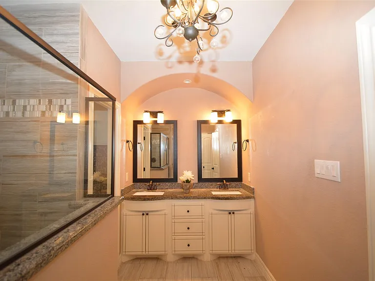 6510 Durango Dr — Photo 9