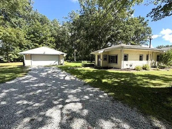 1202 Union Ave, Ashtabula, OH 44004