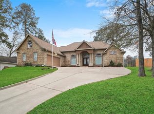 167 April Waters Dr W, Montgomery, TX 77356