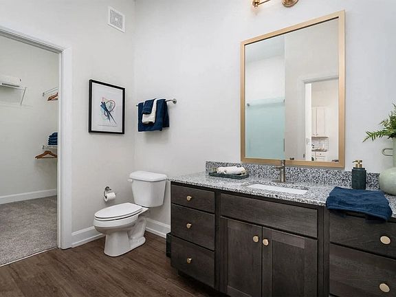 5th image of 5280 Beechmont Ave #2113