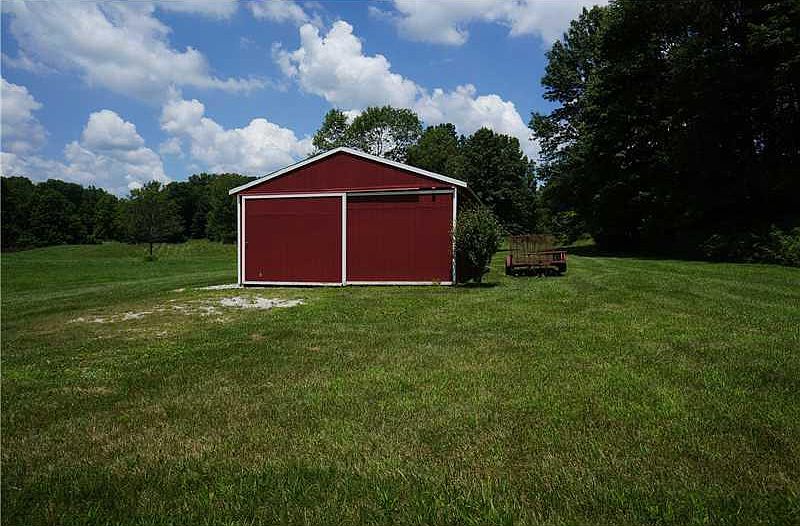 2nd image of 3227 E County Road 1150 N