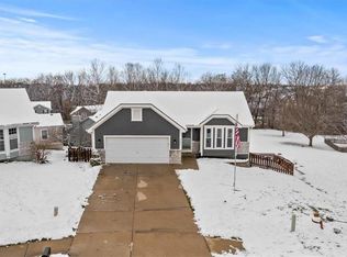1131 Robin Ct, Liberty, MO 64068