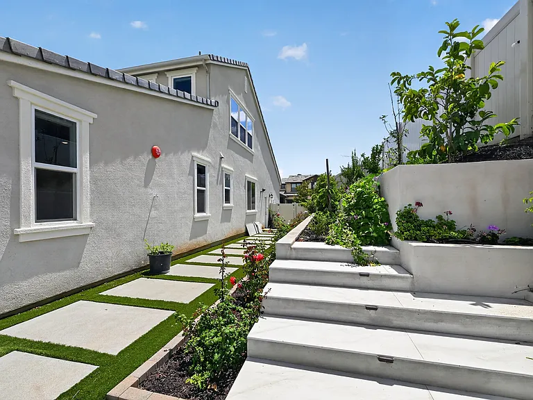 17418 Abbey Rd — Photo 28