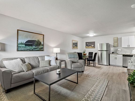4th image of 316 N Carroll Ave #202