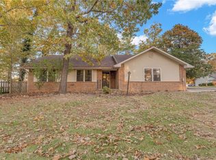 2 Ventnor Cir, Bella Vista, AR 72715