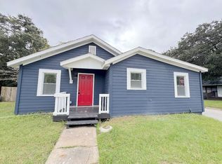 121 W 57th St, Savannah, GA 31405